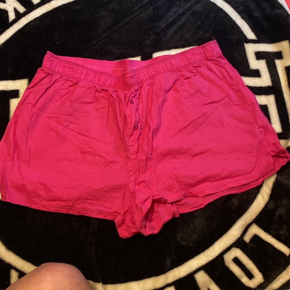 Victoria Secret/Pink shorts . - Picture 2 of 4